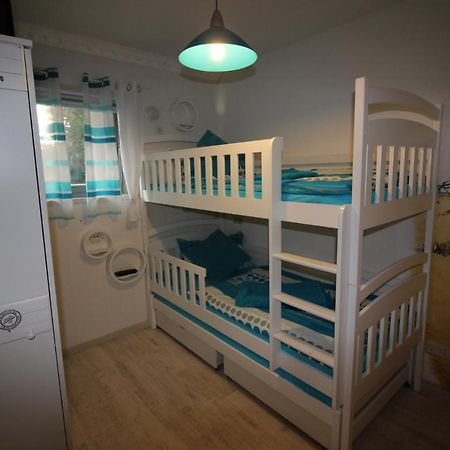 Haus Abbi, Ferienwohnung Mit Schwimmbad Hage Esterno foto