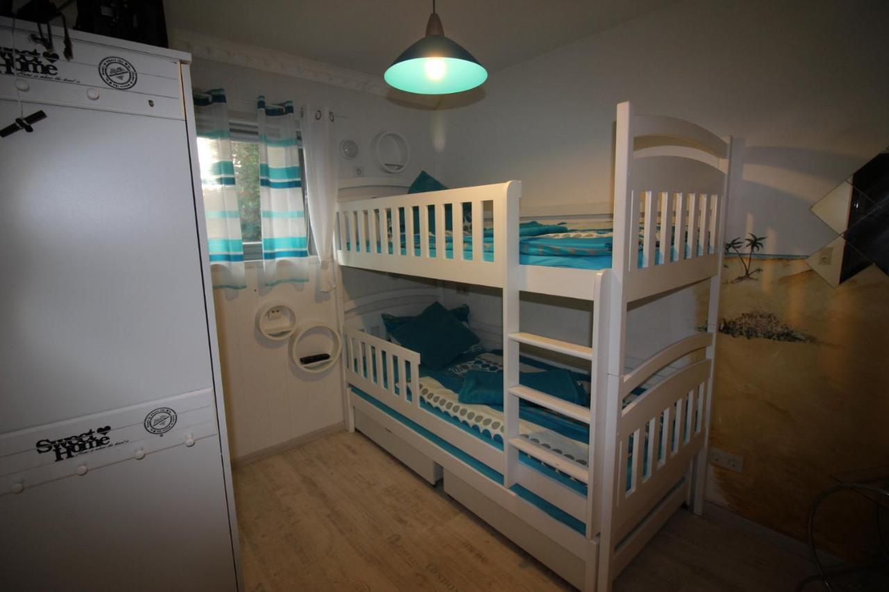 Haus Abbi, Ferienwohnung Mit Schwimmbad Hage Esterno foto
